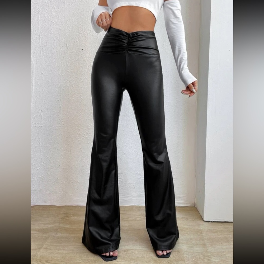 SHEIN Pleather Pants Medium
